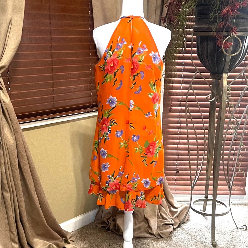 Flower dress. - Picture 2 of 5